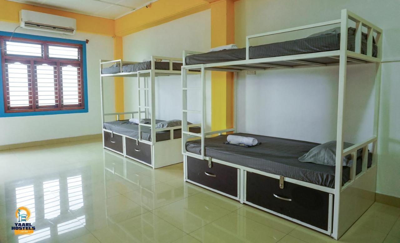 Yaarl Hostels Джафна Экстерьер фото