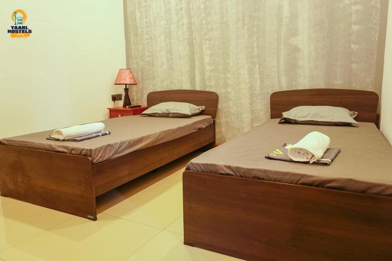 Yaarl Hostels Джафна Экстерьер фото