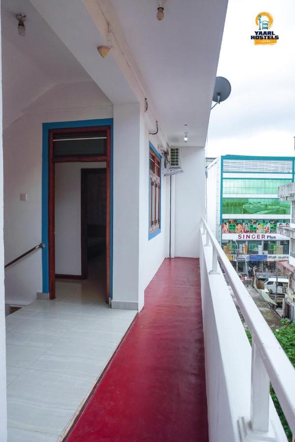 Yaarl Hostels Джафна Экстерьер фото