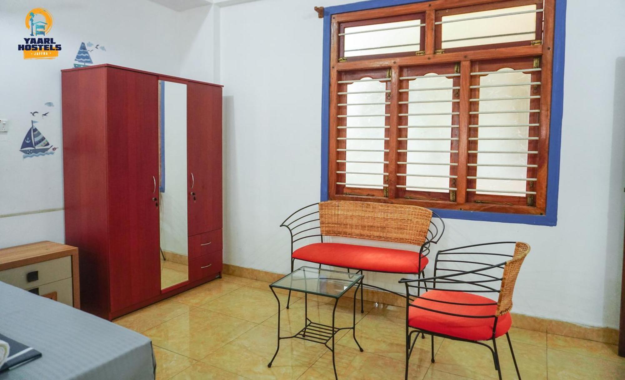 Yaarl Hostels Джафна Номер фото